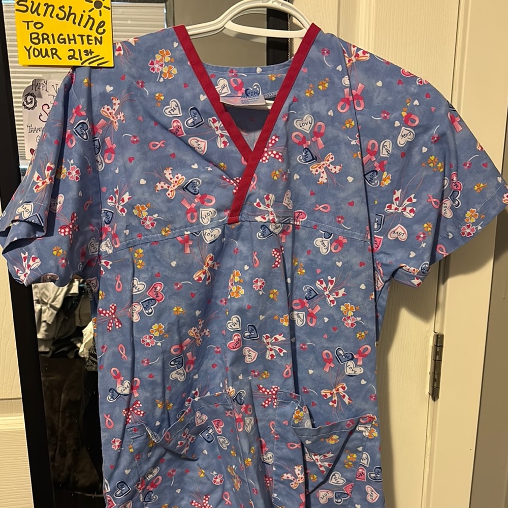 Cherokee Blue Heart Print Scrub Top